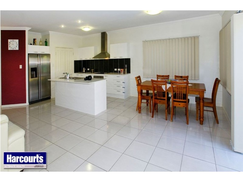 9 Garnet Street, Scarborough QLD 4020
