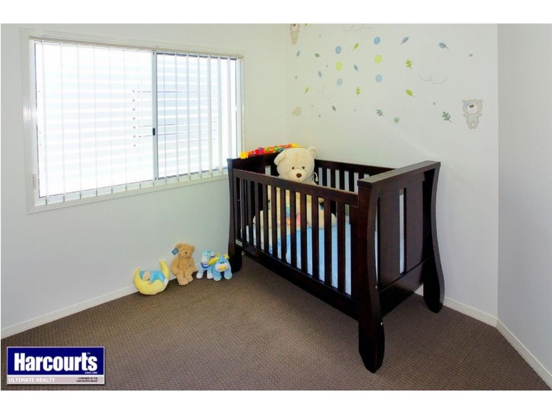 9 Garnet Street, Scarborough QLD 4020