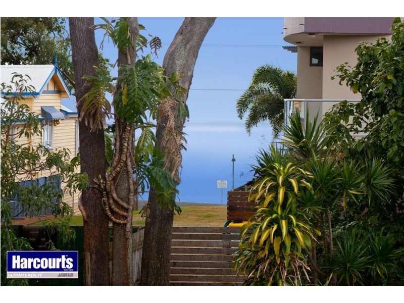 224 Prince Edward Parade, Scarborough QLD 4020