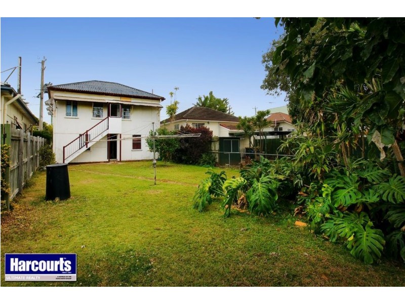 224 Prince Edward Parade, Scarborough QLD 4020