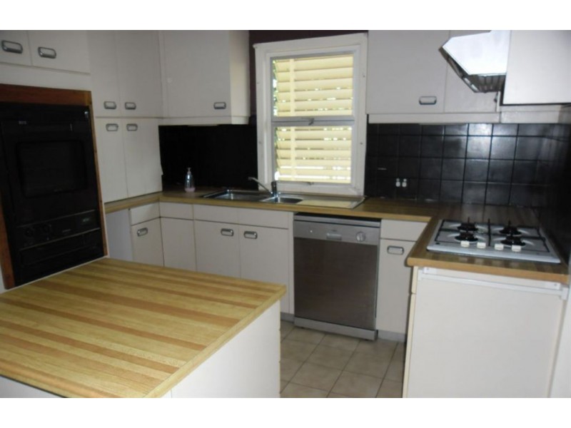 94 Albert Street, Margate QLD 4019