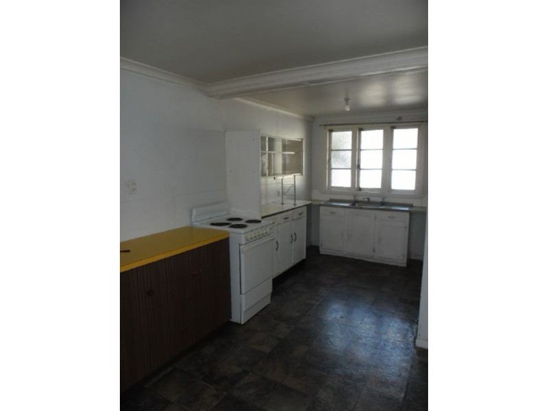 2/3 Eversleigh road, Scarborough QLD 4020