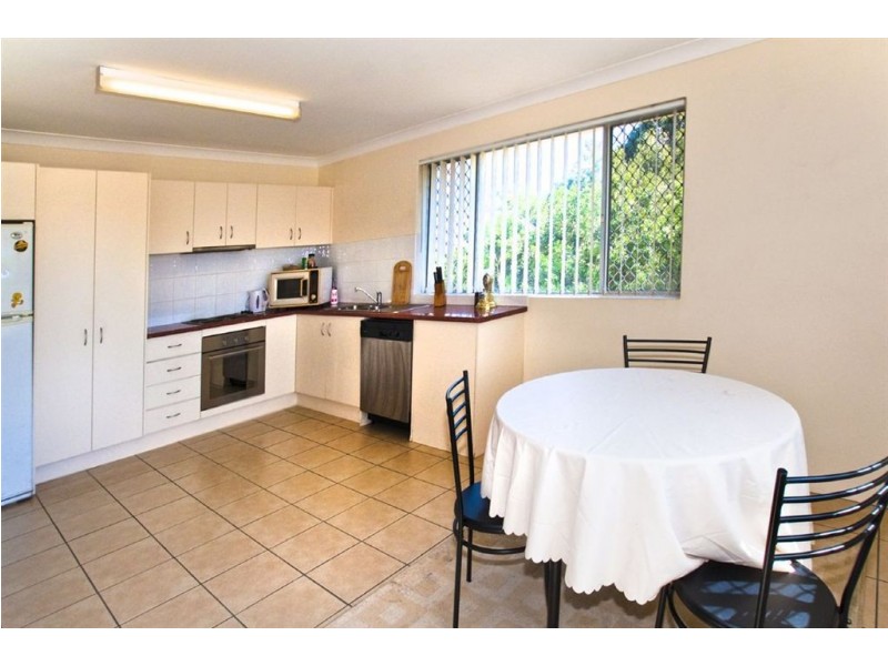 5/24 Silvyn Street, Redcliffe QLD 4020