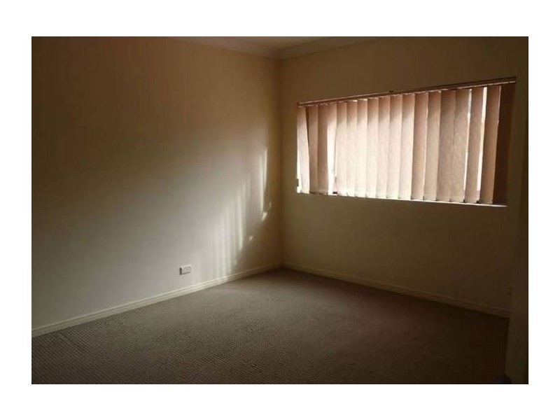 3/2 Henry Street, Redcliffe QLD 4020