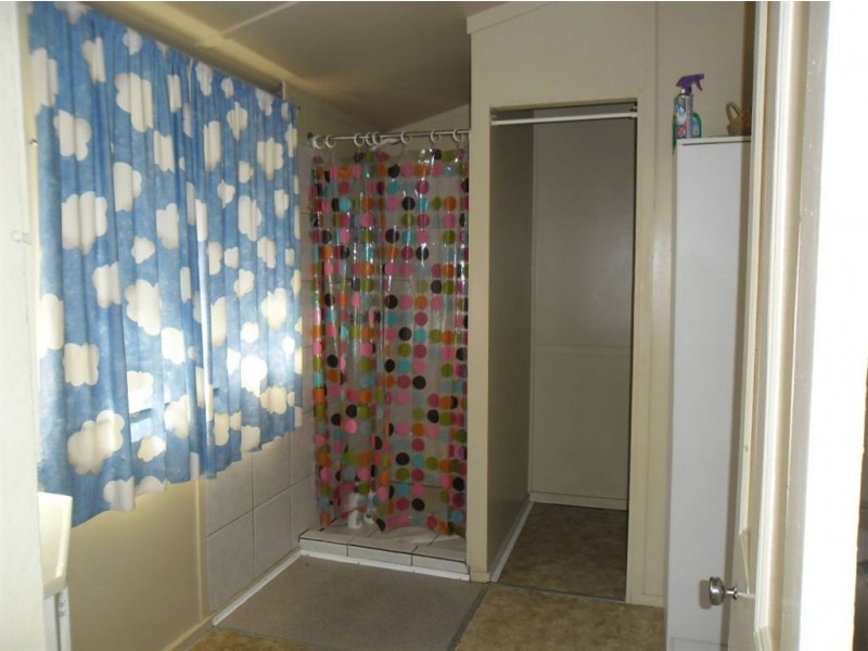 12 Louis Street, Redcliffe QLD 4020