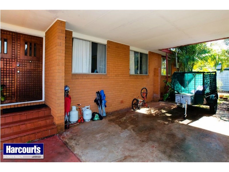 32 Dunns Terrace, Scarborough QLD 4020