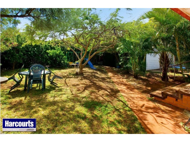 32 Dunns Terrace, Scarborough QLD 4020