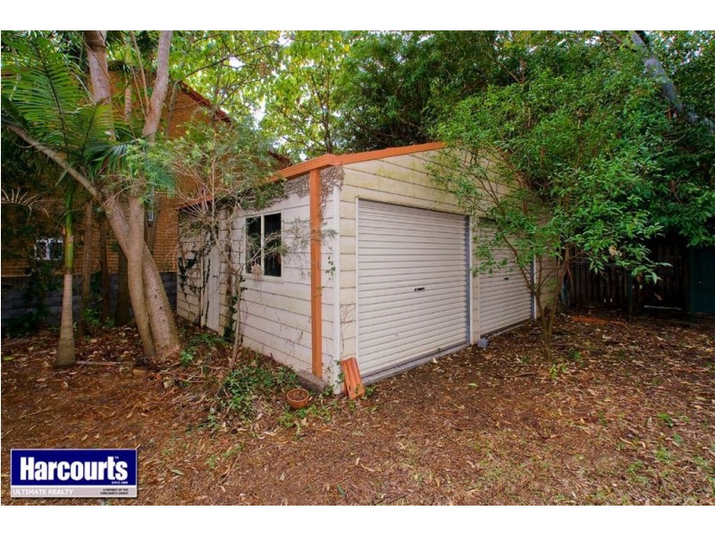 4 Landsborough Avenue, Scarborough QLD 4020