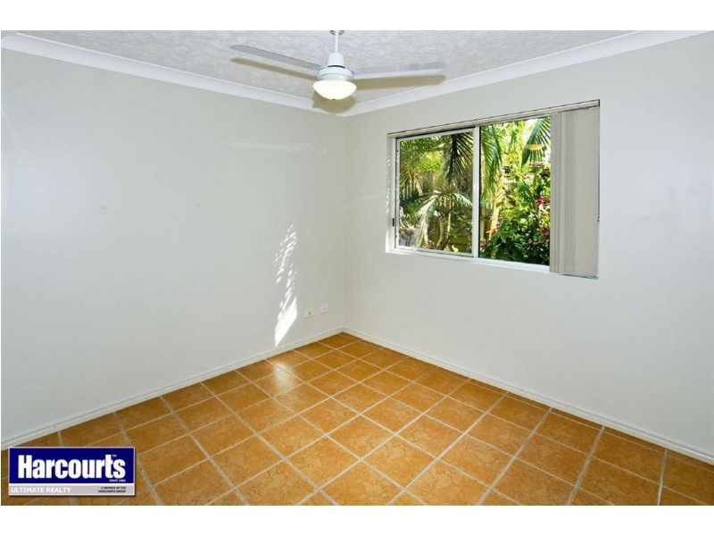 1/55 Landsborough Avenue, Scarborough QLD 4020