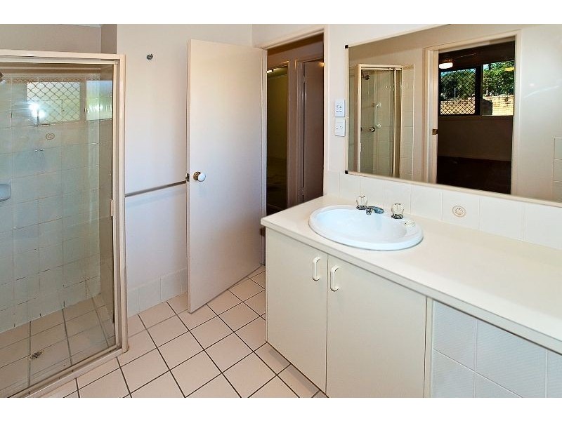 1/33 Steven Street, Redcliffe QLD 4020