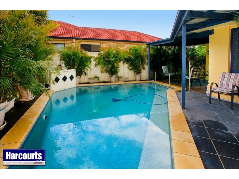 4 Bryce Court, Redcliffe QLD 4020