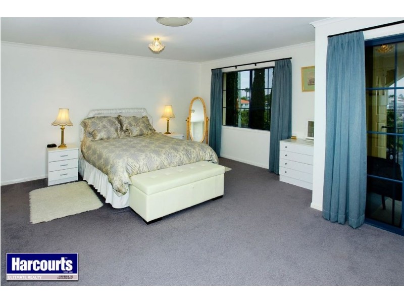 4 Bryce Court, Redcliffe QLD 4020