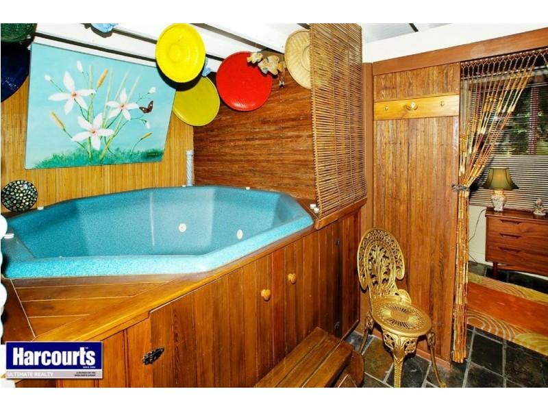 24 Palmtree Avenue, Scarborough QLD 4020