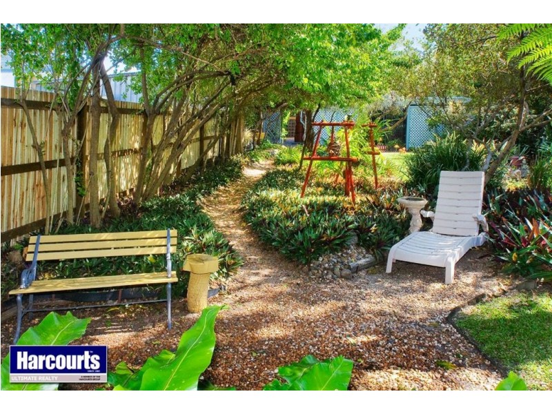 24 Palmtree Avenue, Scarborough QLD 4020