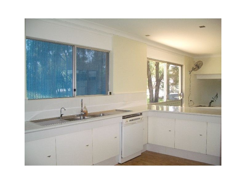 65 Pikett Street, Clontarf QLD 4019