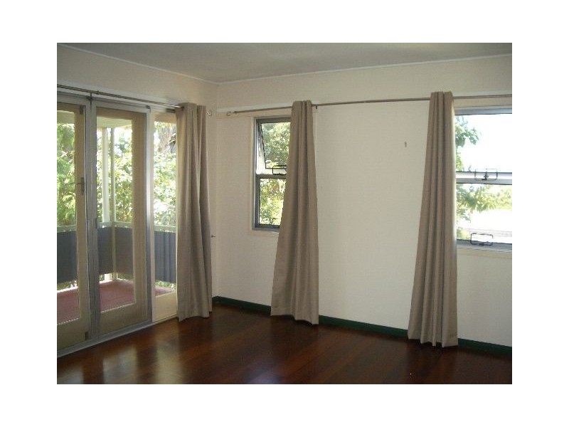 65 Pikett Street, Clontarf QLD 4019