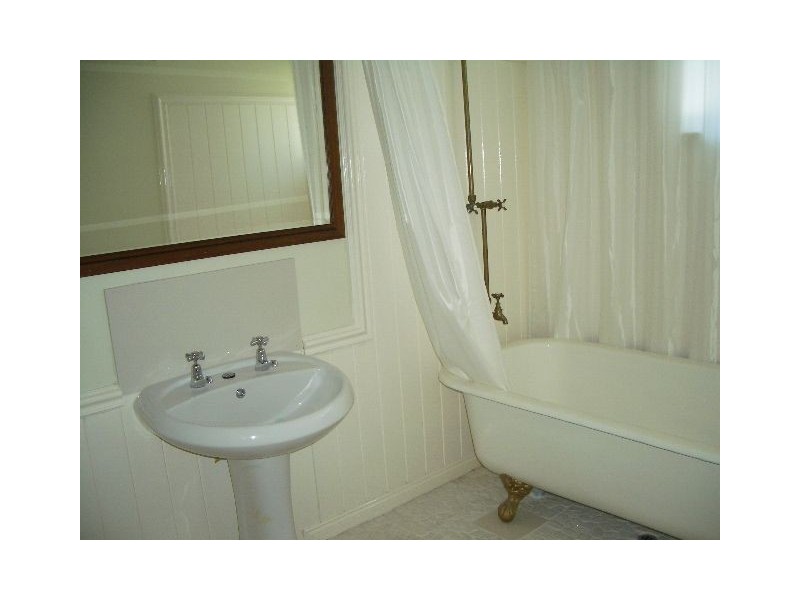 65 Pikett Street, Clontarf QLD 4019