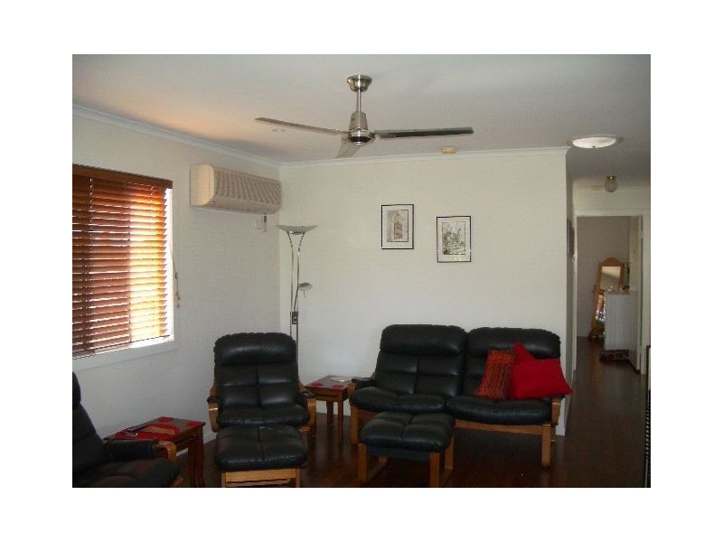 22 Campbell Street, Scarborough QLD 4020