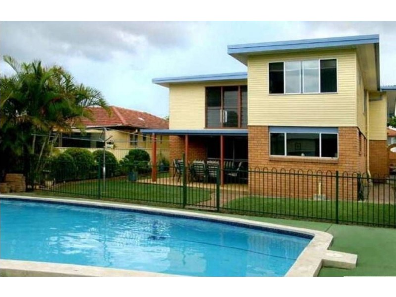 16 Centaur Street, Redcliffe QLD 4020