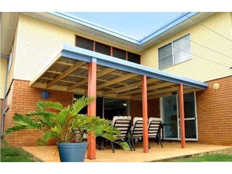 16 Centaur Street, Redcliffe QLD 4020