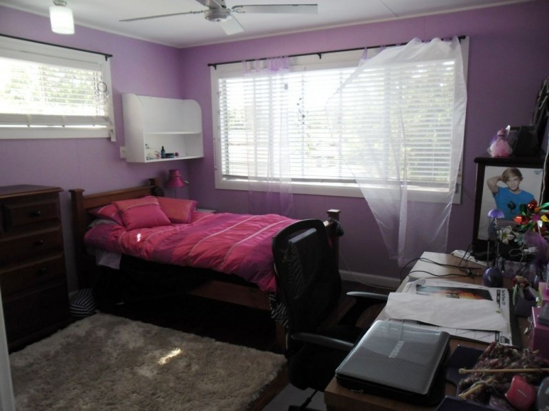 16 Centaur Street, Redcliffe QLD 4020