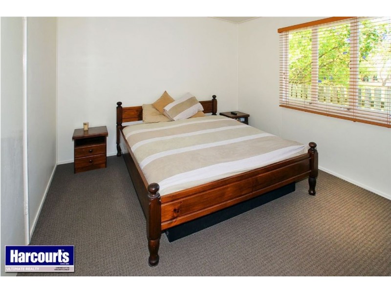 33 Alfred Street, Woody Point QLD 4019