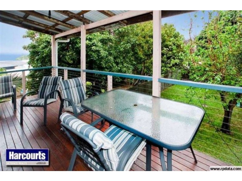 5 Victoria Avenue, Woody Point QLD 4019