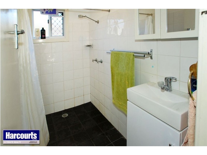 4 Dan Street, Clontarf QLD 4019