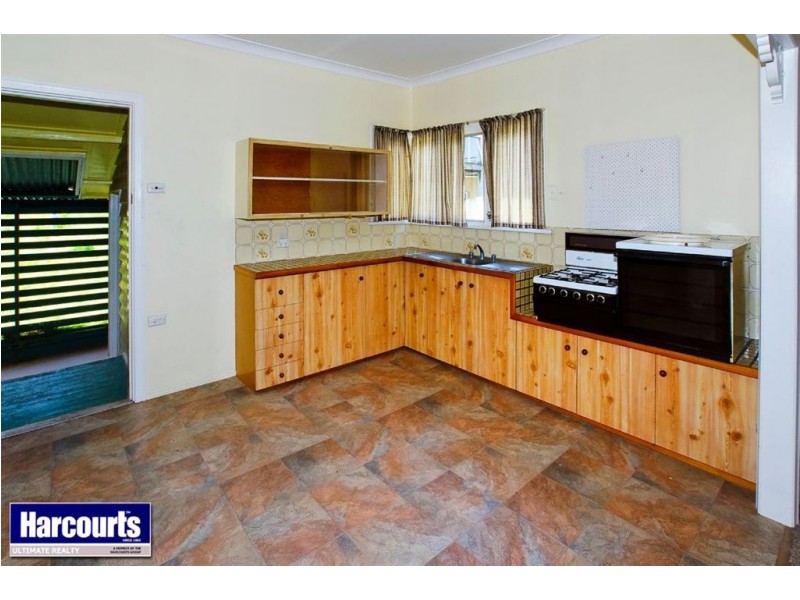 198 Rainbow Street, Sandgate QLD 4017