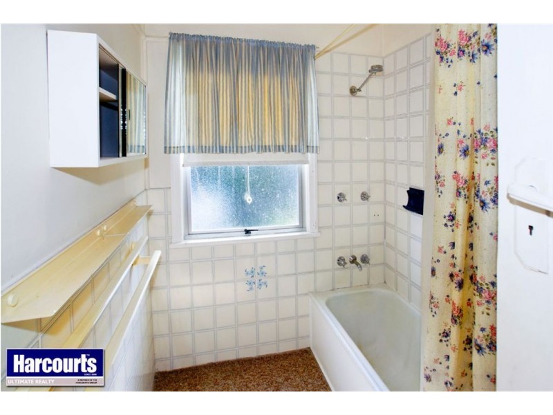 198 Rainbow Street, Sandgate QLD 4017