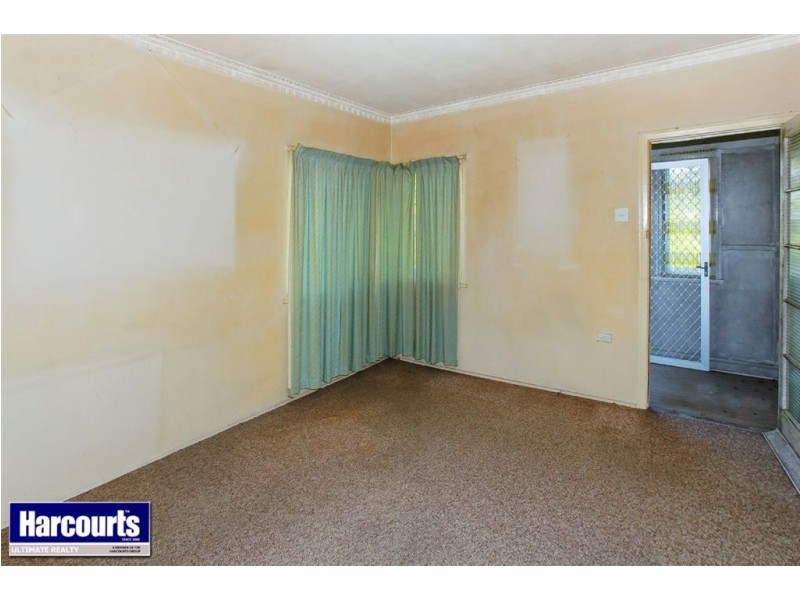 198 Rainbow Street, Sandgate QLD 4017