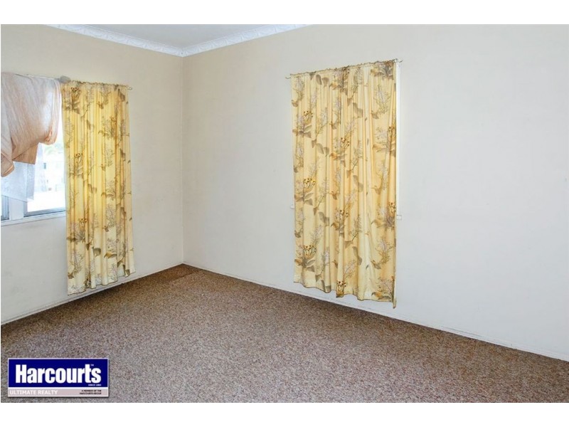198 Rainbow Street, Sandgate QLD 4017