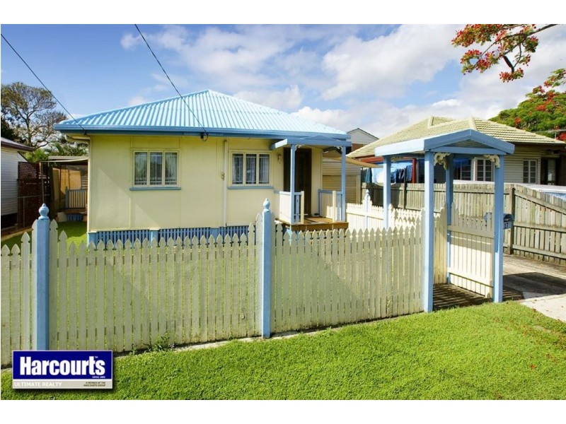 17 Cornelius Street, Clontarf QLD 4019