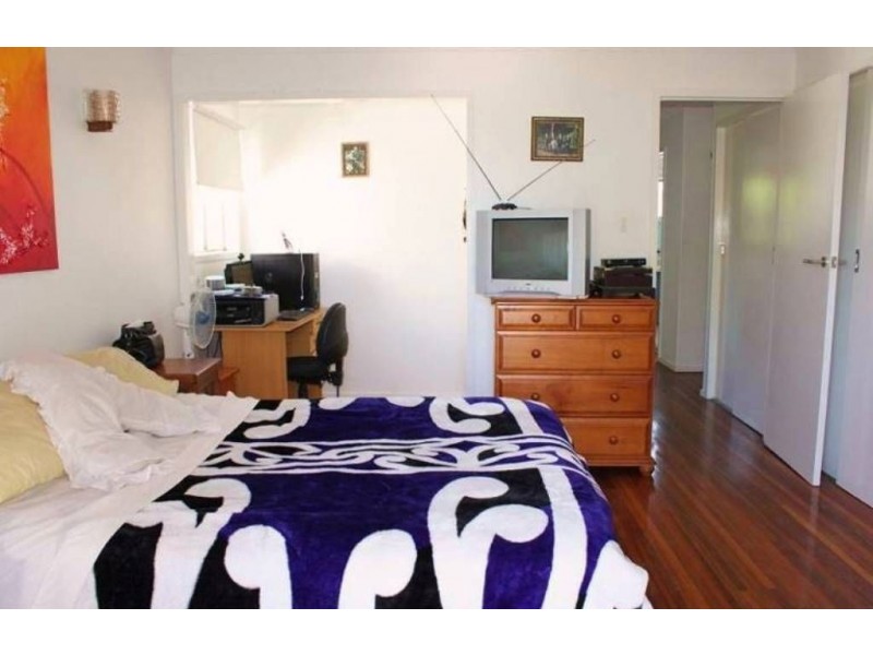 76 Arthur Street, Woody Point QLD 4019