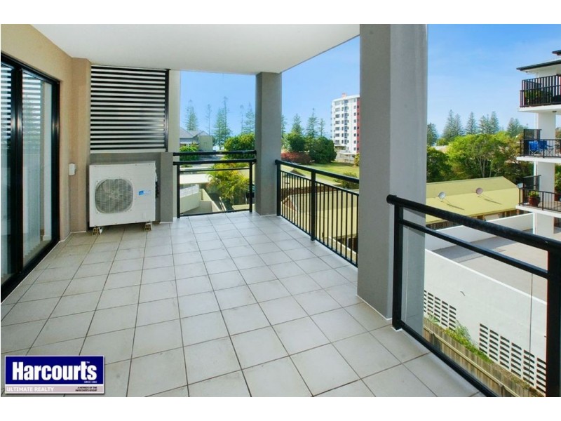8/5 Rock Street, Scarborough QLD 4020