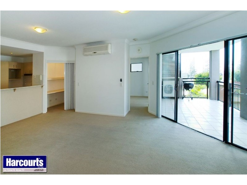 8/5 Rock Street, Scarborough QLD 4020