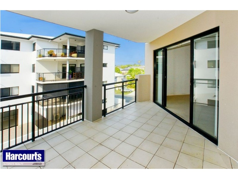 8/5 Rock Street, Scarborough QLD 4020