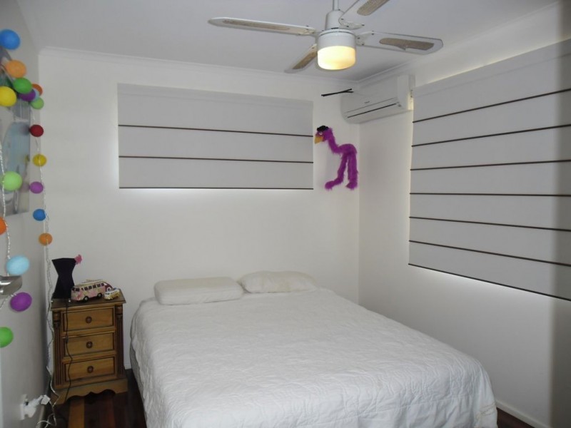 32 Grace Street, Scarborough QLD 4020