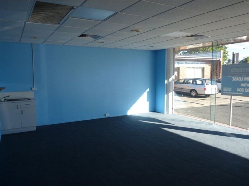 Shop 7141 Sutton Street, Redcliffe QLD 4020