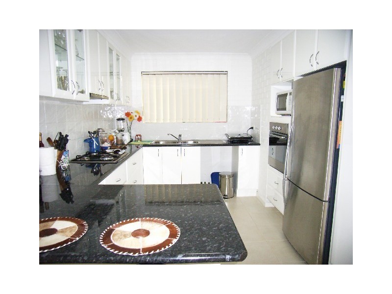 27 Picasso Ct, Rothwell QLD 4022