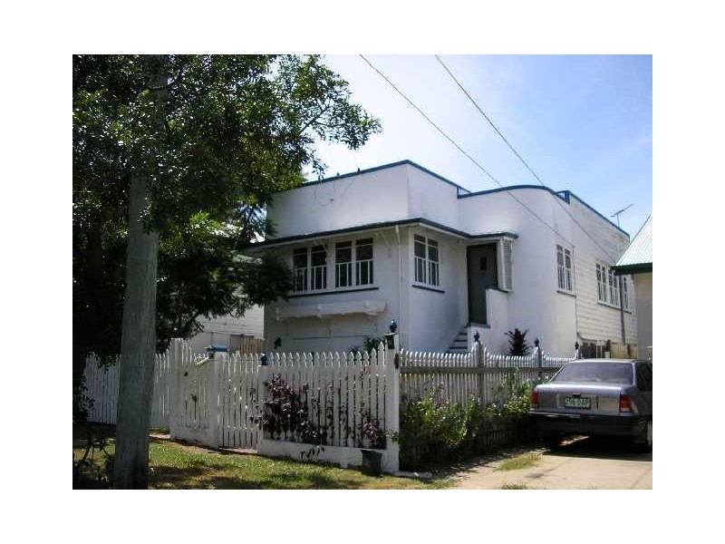 22 Donald st, Woody Point QLD 4019