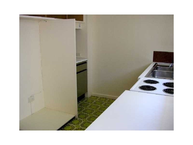 1/2a Moffatt St, Scarborough QLD 4020