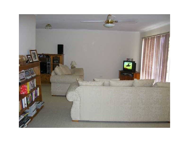 12 Tasman Ct, Kippa-ring QLD 4021