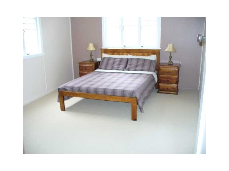 94 Burralong st, Deagon QLD 4017