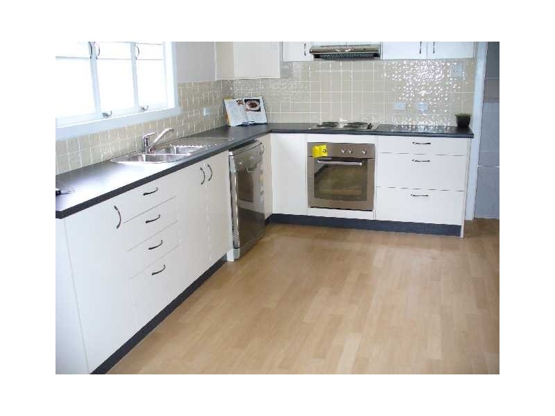 94 Burralong st, Deagon QLD 4017