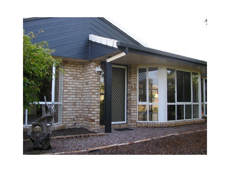 11 Cheshire st, Kippa-ring QLD 4021
