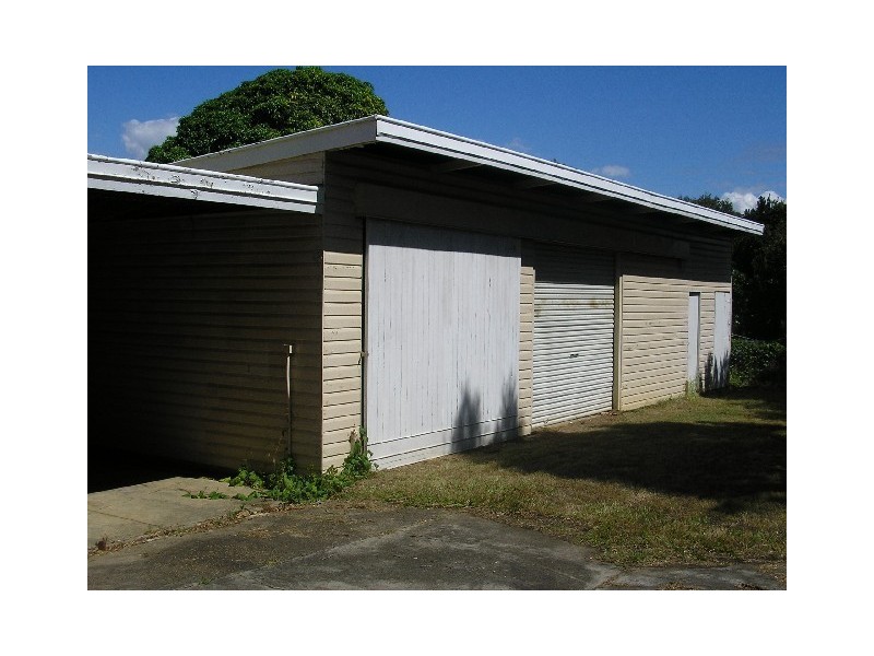 11 Kate st, Woody Point QLD 4019