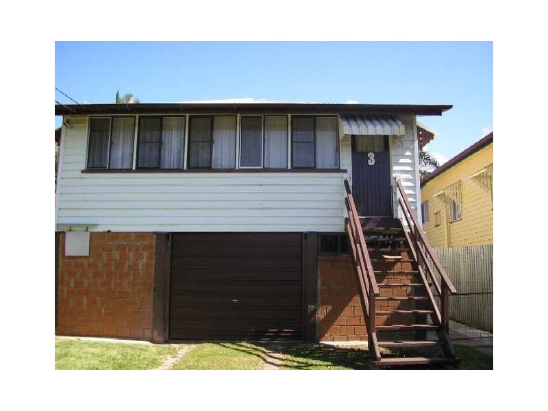 3 Sutton st, Redcliffe QLD 4020