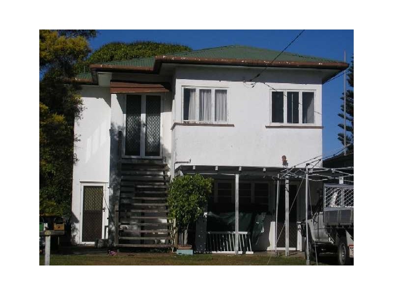 1/6 Inglis st, Woody Point QLD 4019