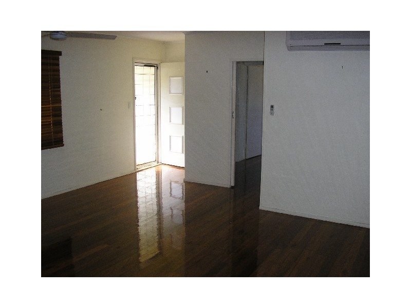 61 Plume st, Redcliffe QLD 4020